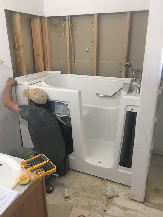 Walk in Tubs May Make Bathrooms Safer For The Elderly